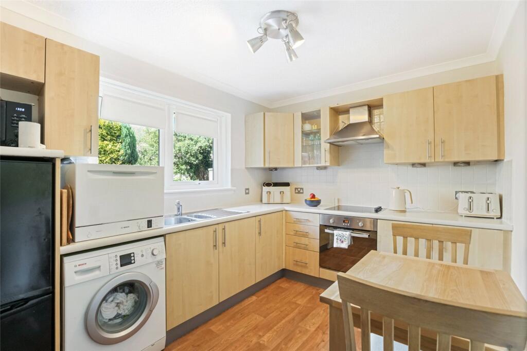 Apartment in Paisley, Charleston - View 3