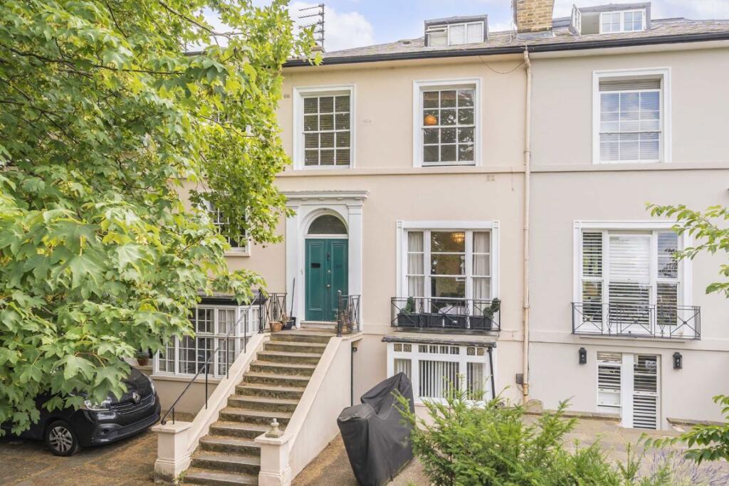 Main image of property: Sheen Road, Richmond