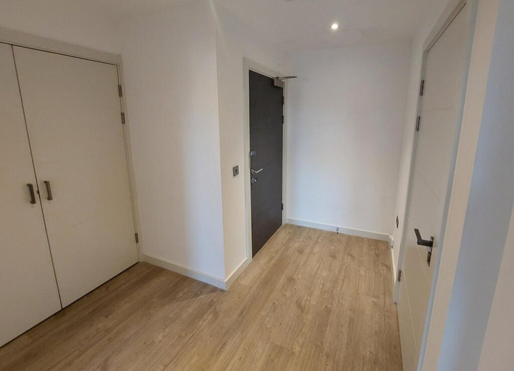 Apartment in York - View 4