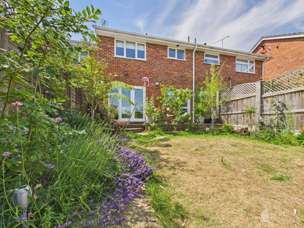 Hertford Road, Stevenage photo 4