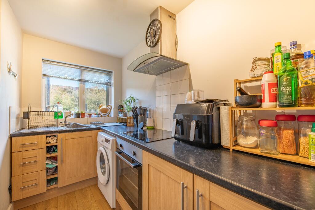 House in Huntingdonshire, Eaton Socon, St Neots - More