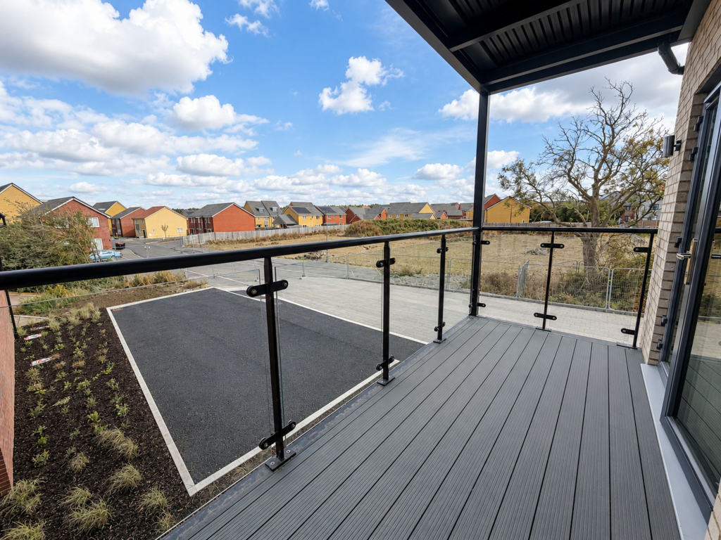 Apartment in Milton Keynes - View 2