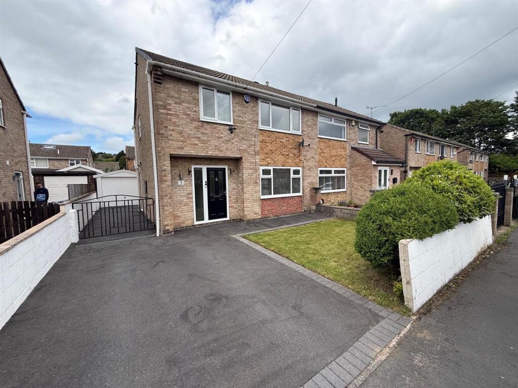 Main image of property: Cairns Close, Bolton, Bradford