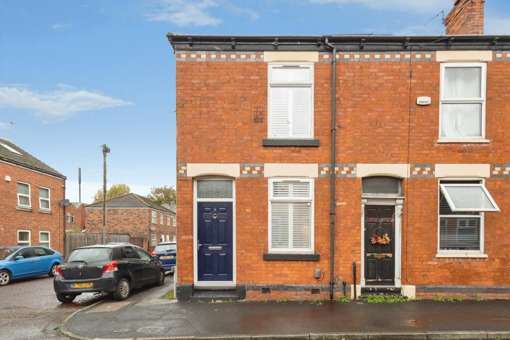 2-bed terraced on Cheviot Close, Stockport, Greater Manchester, SK4, £220,000