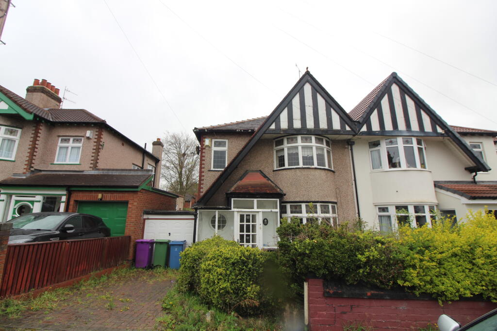 Main image of property: 26 The Vineries, Liverpool, Merseyside L25 6EX