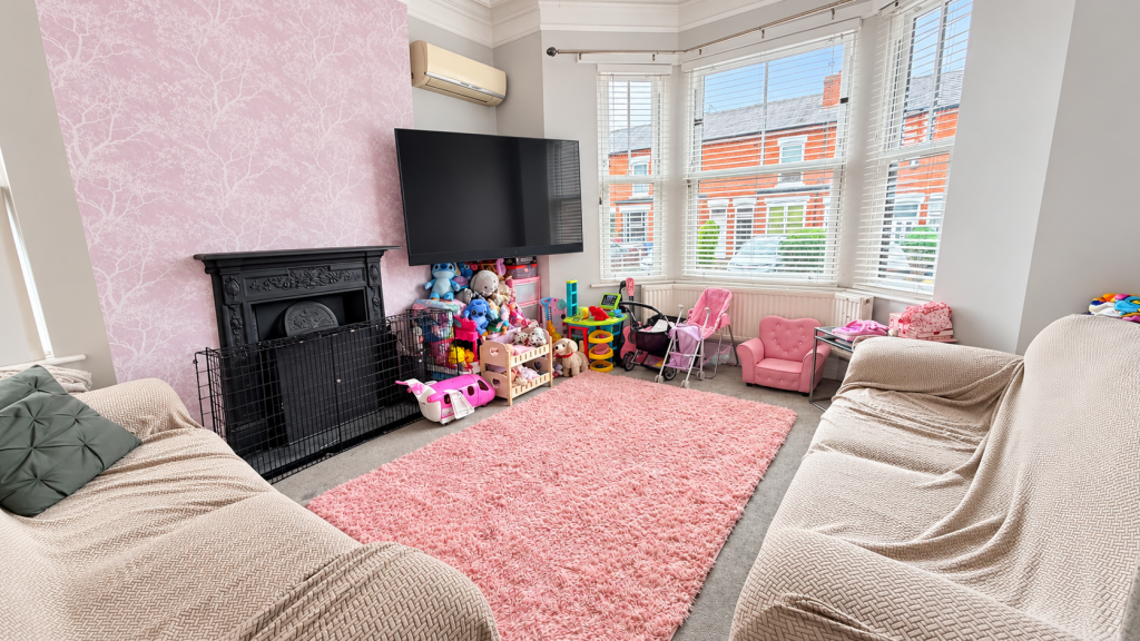 House in Stockport, Heaton Norris, Edgeley - View 3