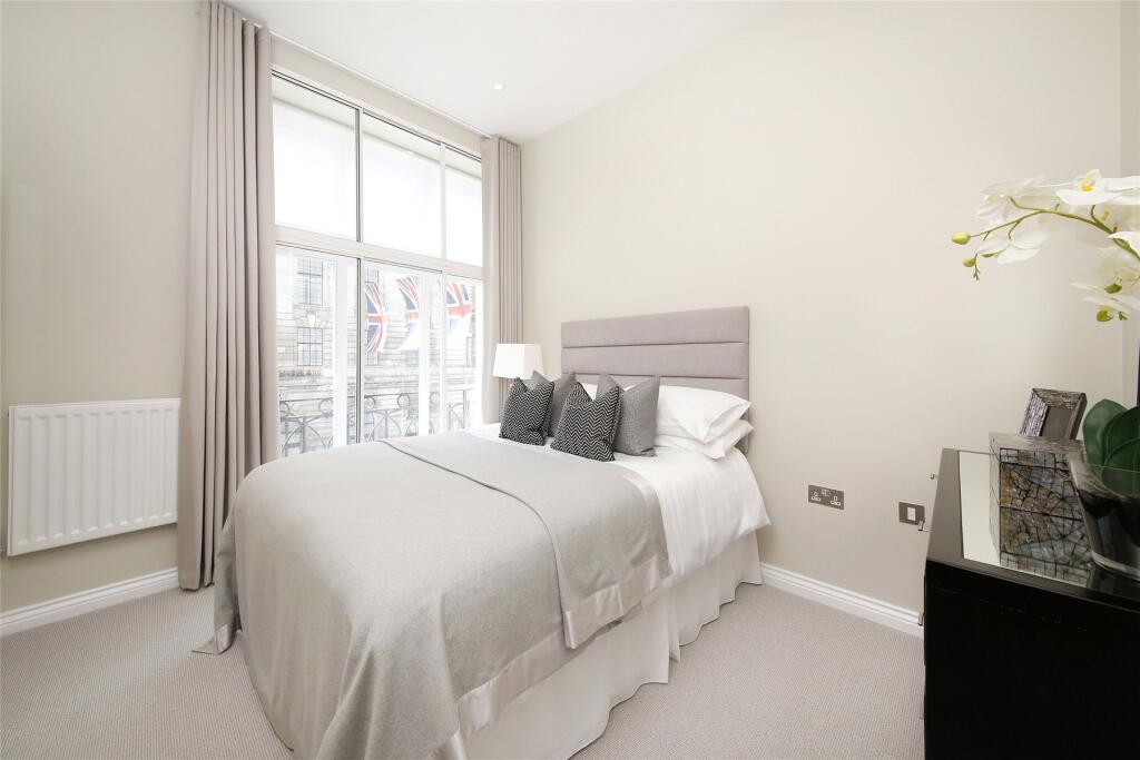 Apartment in London - More