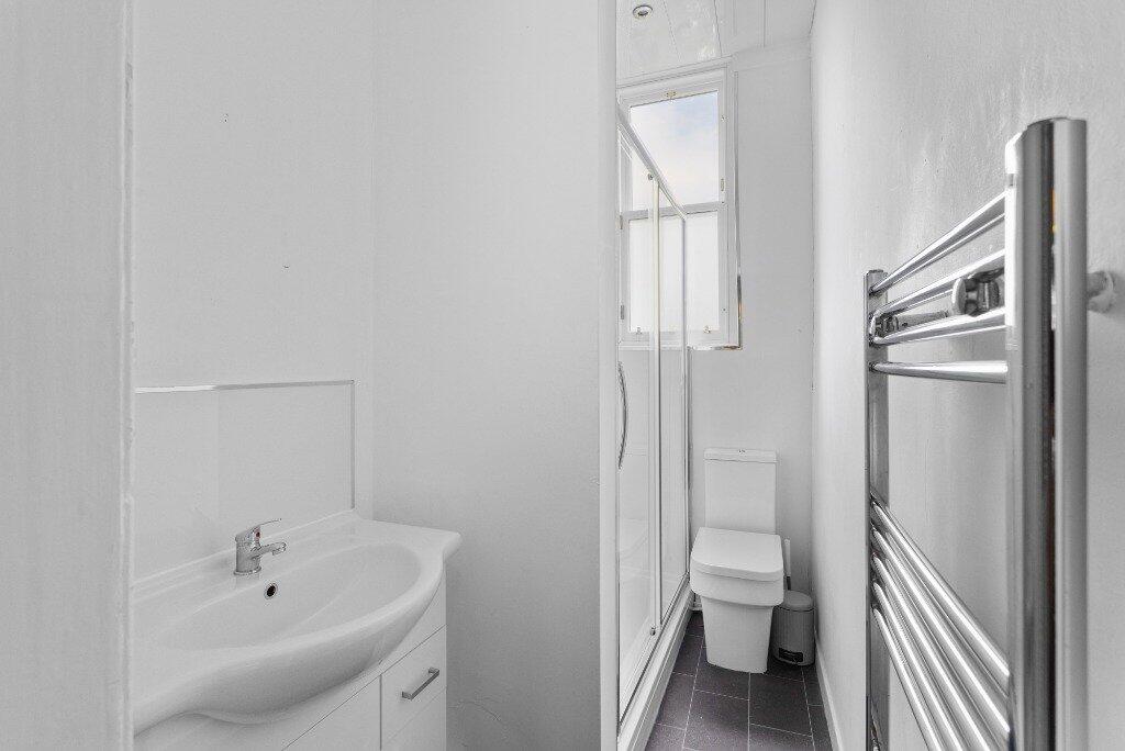 4 bedroom flat for rent