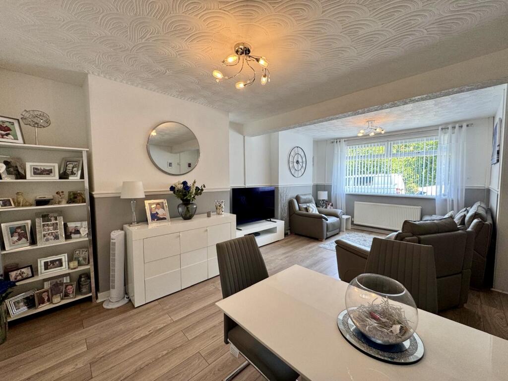 House in Abercanaid, Troed-y-rhiw - View 4