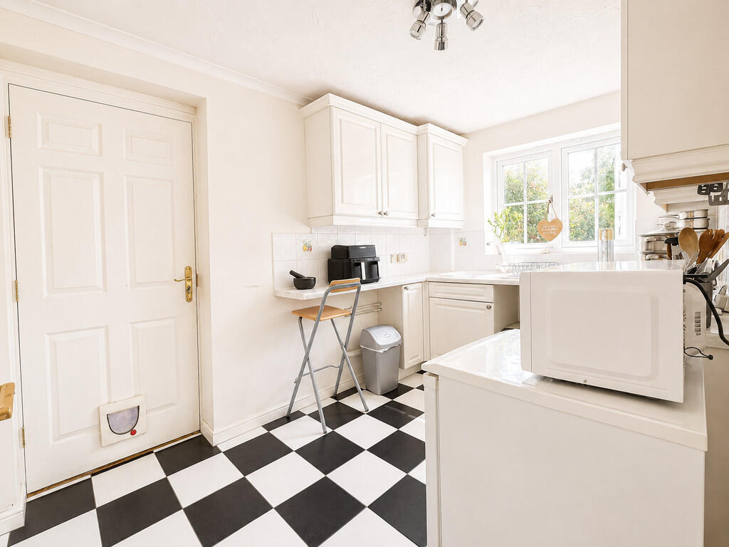 House in Colchester, Tiptree - More