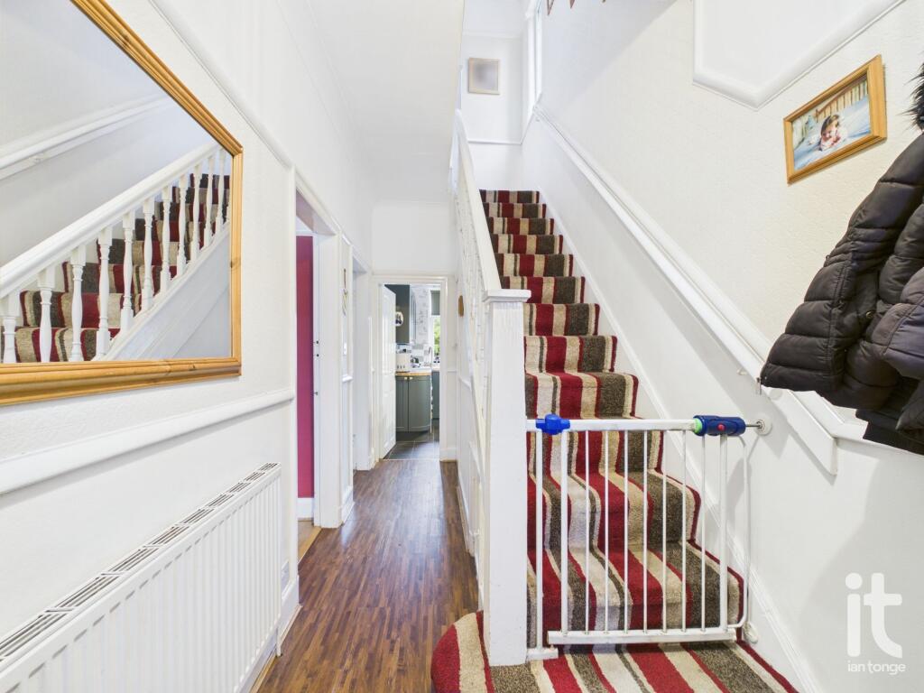 Bonis Crescent, Great Moor, Stockport, SK2 photo 4