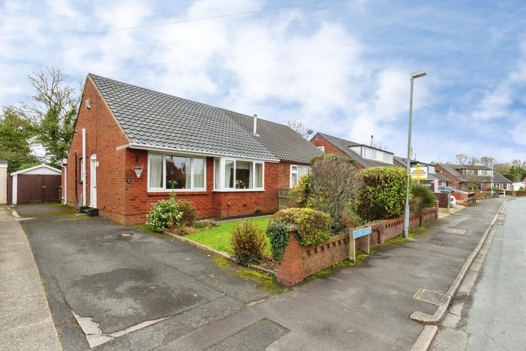 Main image of property: Glamis Road, Leyland, PR25