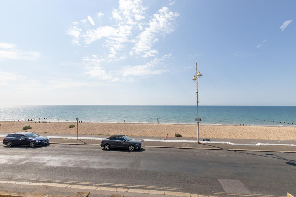 Apartment in Arun, Bognor Regis - View 3