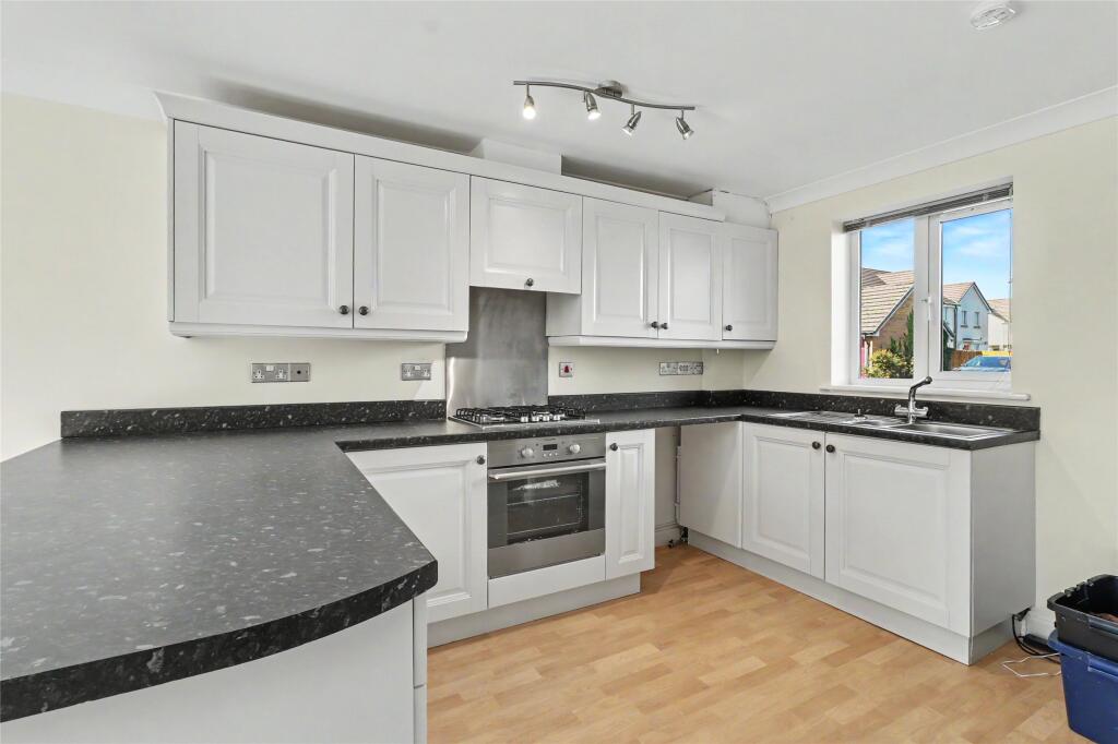 Windsor Gardens, Sticklepath, Barnstaple, Devon, EX31 photo 3