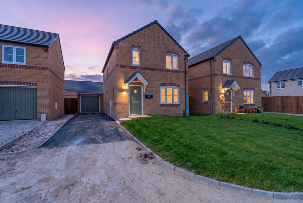 Main image of property: Tulip Fields, Spalding, PE11