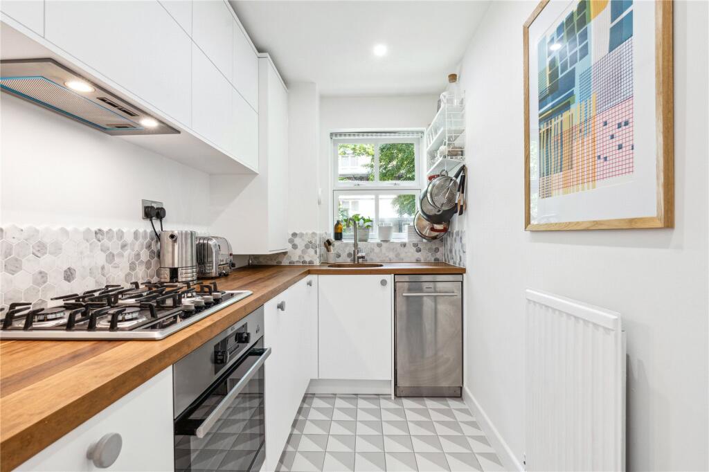 Apartment in London - View 4