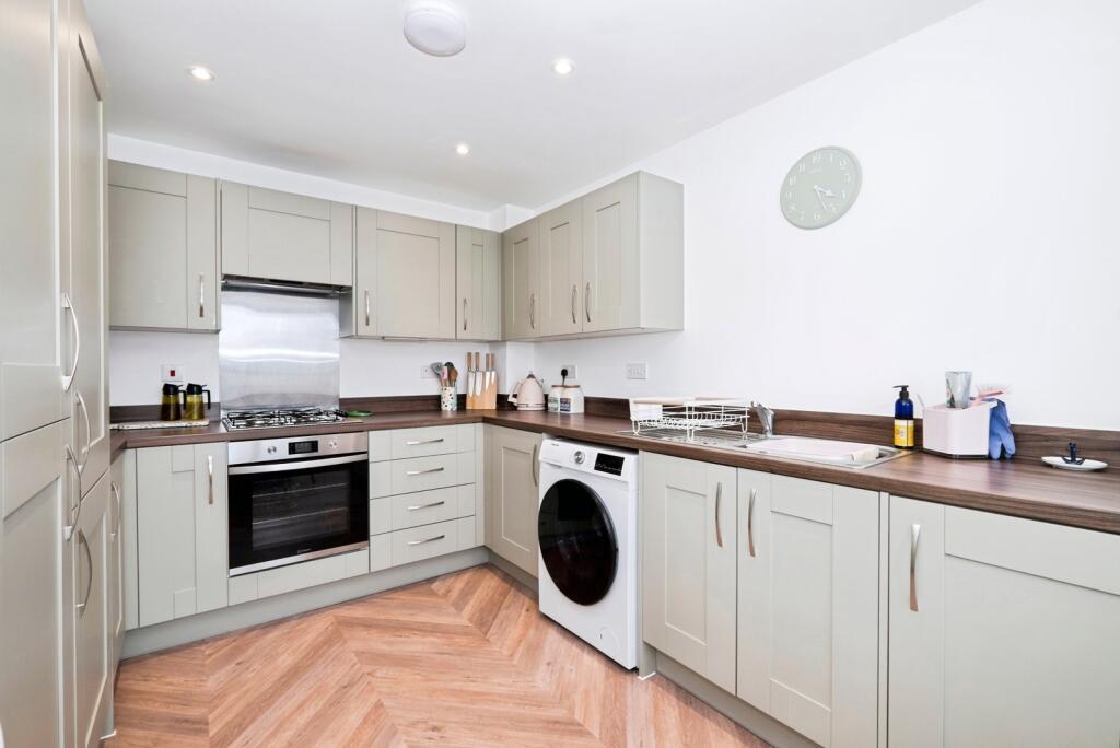 Sanderling Road, Long Rock, Penzance, Cornwall, TR20 photo 2