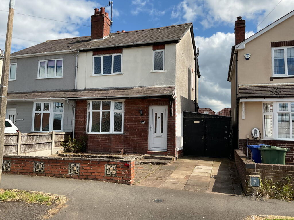 Main image of property: Junction Road, Audnam, Stourbridge, DY8 4YJ