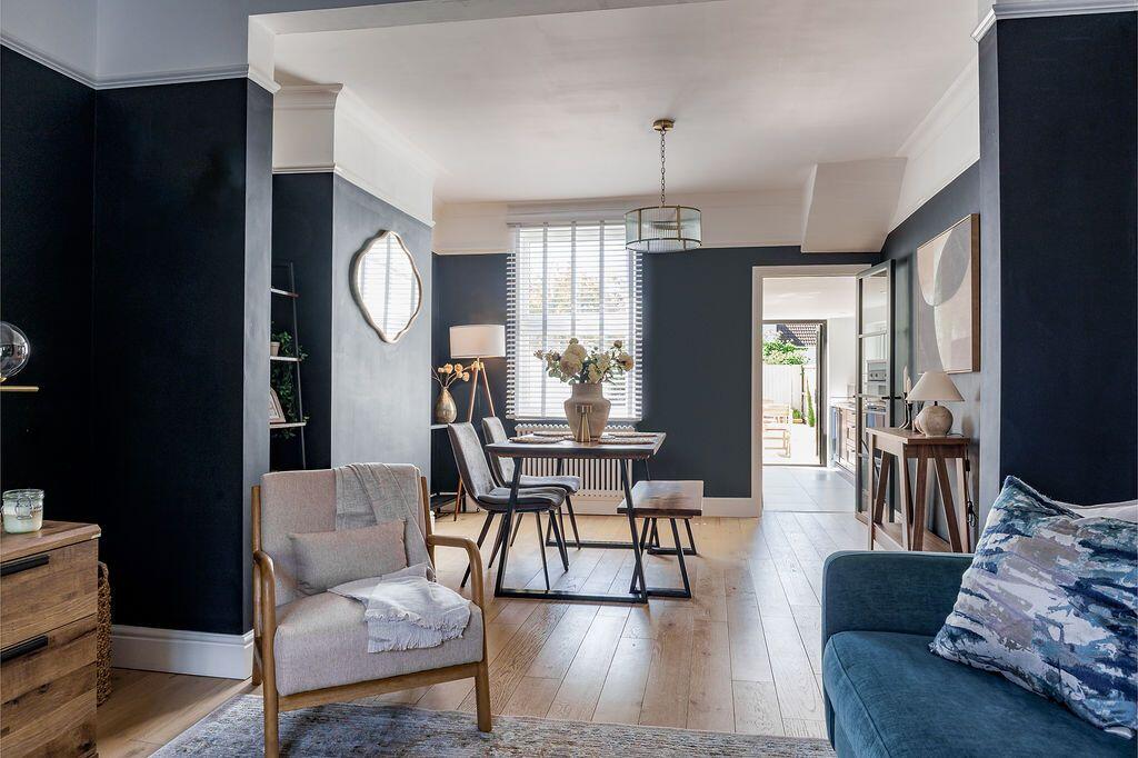 House in Gloucester - View 4