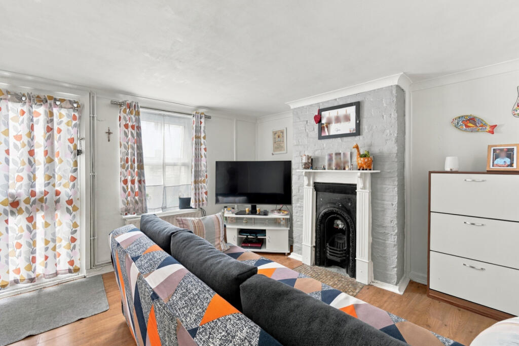 Wharf Road, Bishop's Stortford, Hertfordshire, CM23 photo 4