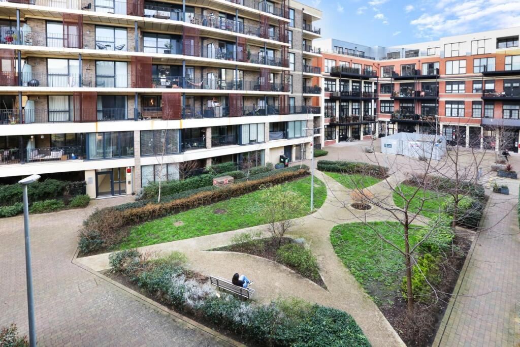 Main image of property: Scena Way, London