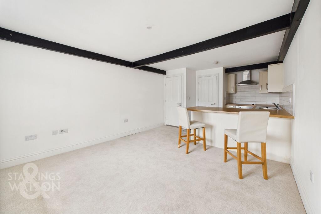 Apartment in Norwich - View 5