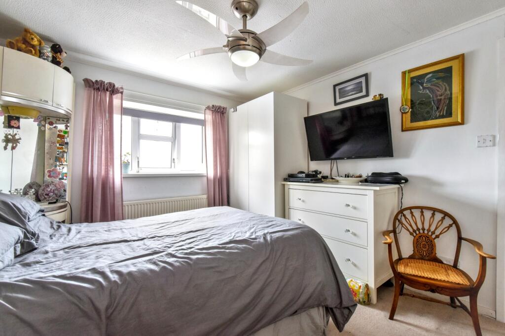 House in Newport, Brynmawr - More