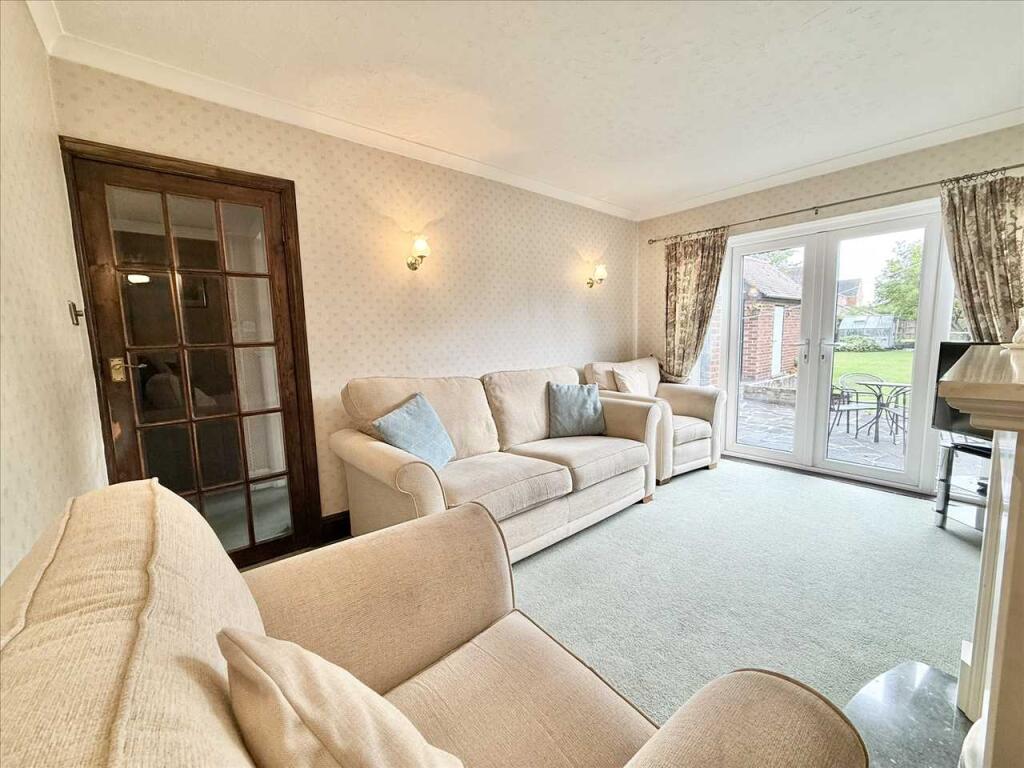 House in Nottingham, Tollerton - View 5
