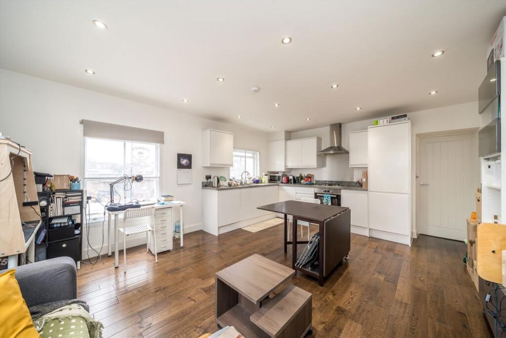 Main image of property: Greenwich High Road, Greenwich