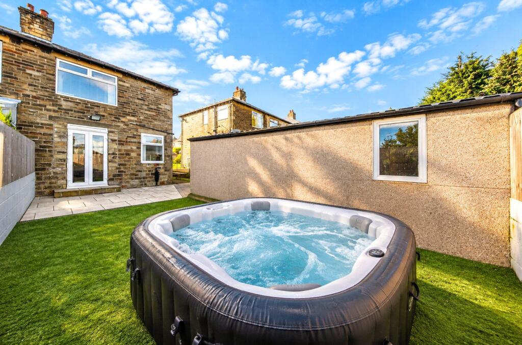 House in Calderdale, West Yorkshire - View 2