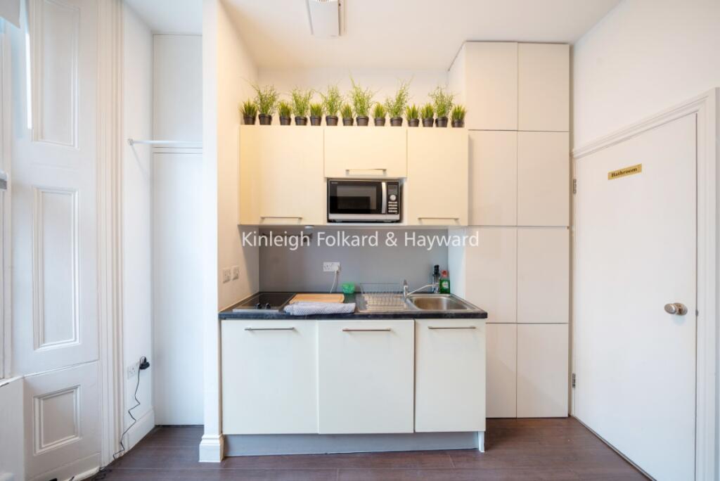 Apartment in London - View 2