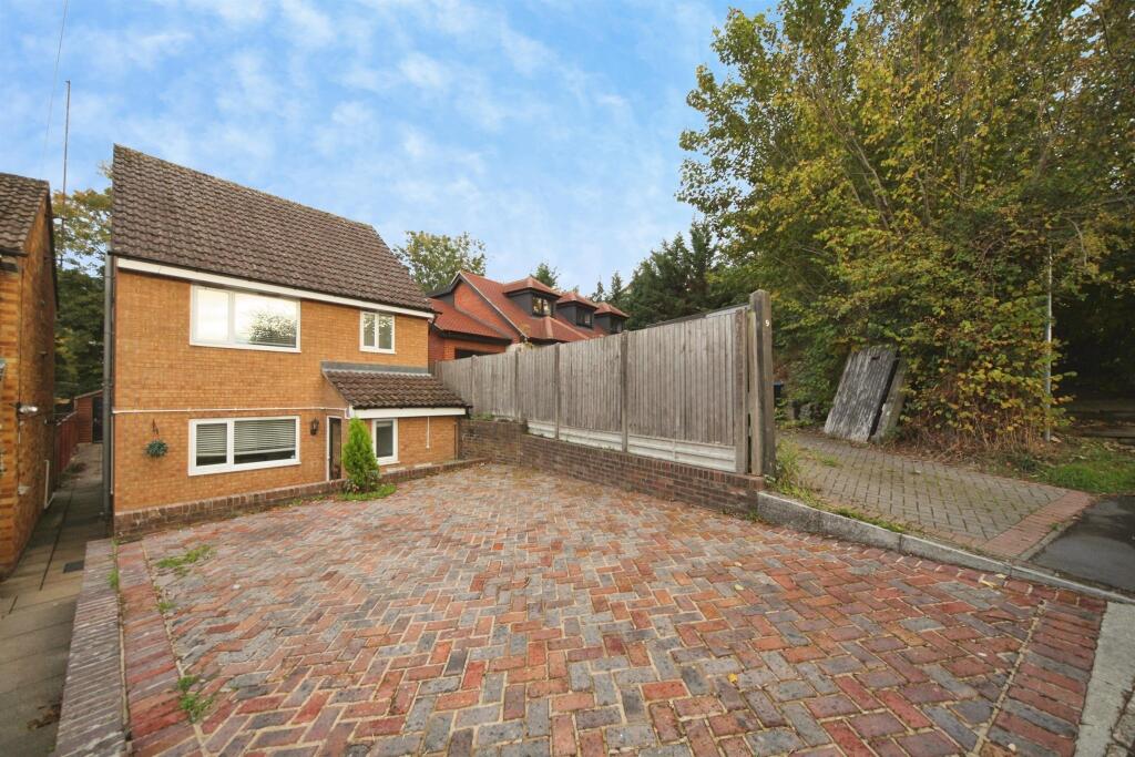 Main image of property: Parkfield, Markyate, St. Albans