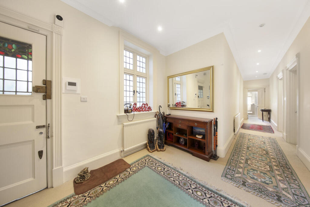 Apartment in London - View 2