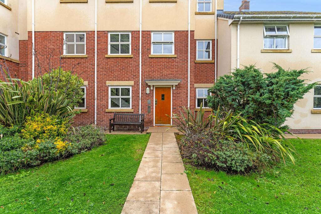 Apartment in Bolton - View 3