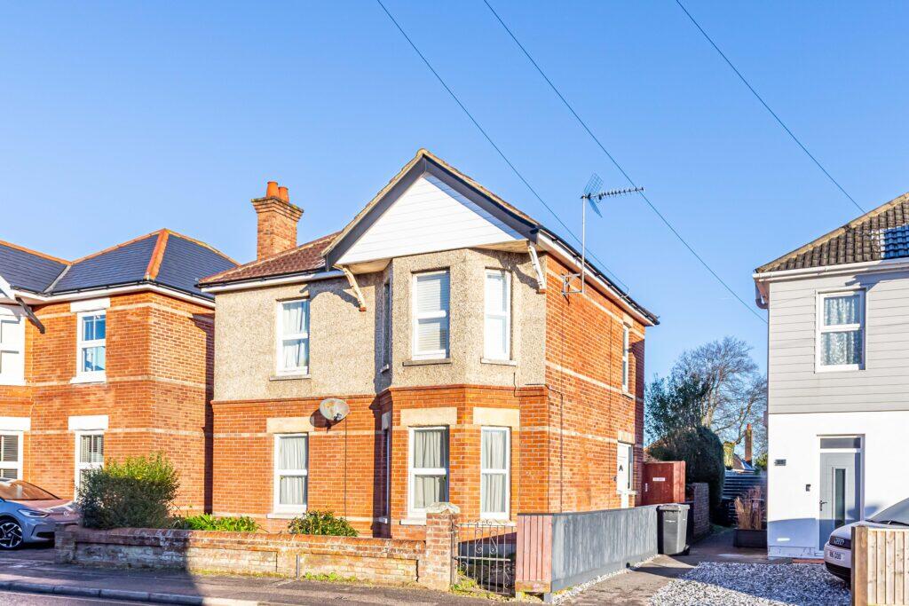 Main image of property: Ensbury Park Road, Bournemouth, BH9 2SH