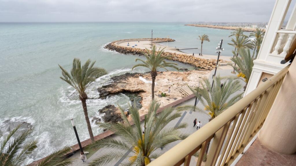 Main image of property: Valencia, Alicante, Torrevieja