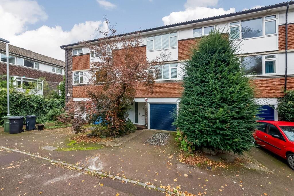 Main image of property: Rosendale Road, Dulwich, London, SE21