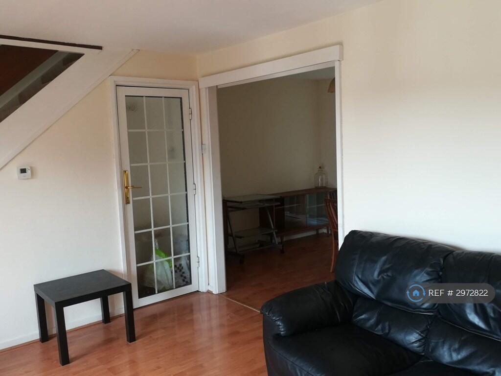 Main image of property: Turnpike Link, Croydon, CR0