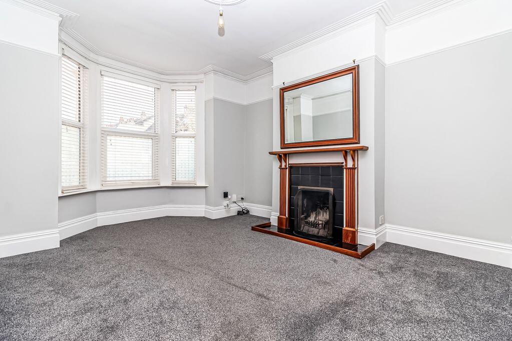 House in Portsmouth - View 5