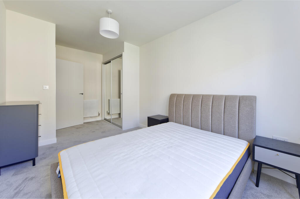Apartment in London - View 4