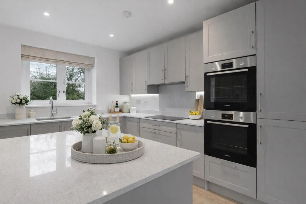 Main image of property: Hoe Lane, North Baddesley, Southampton