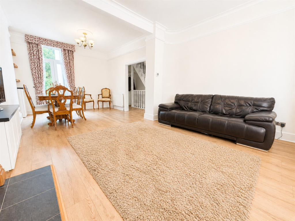 Wyndham Crescent, Aberaman - View 6