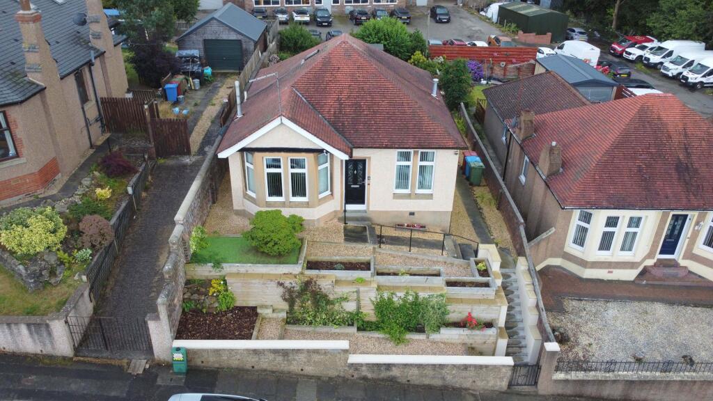 Main image of property: 4 Cromwell Road, Falkirk, FK1 1SF