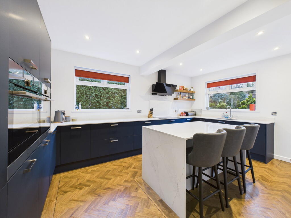 House in Torquay - More