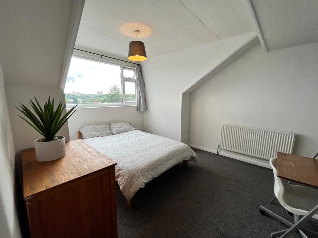 House in Leeds, West Yorkshire - More