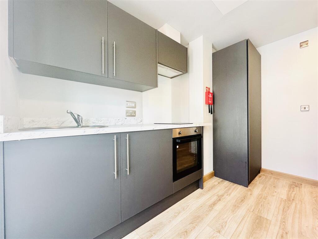 Main image of property: Second Floor Studio, Felix Apartments, Nottingham