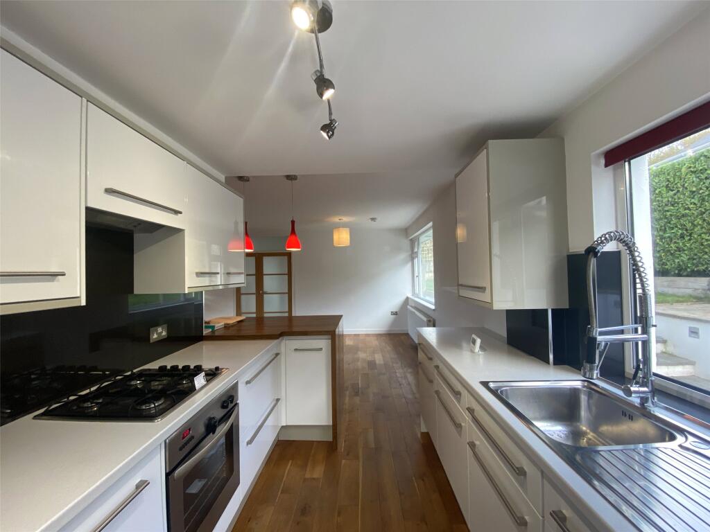 House in Exeter - View 3