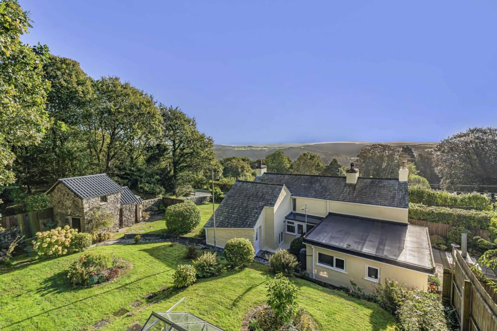 Main image of property: Albaston
