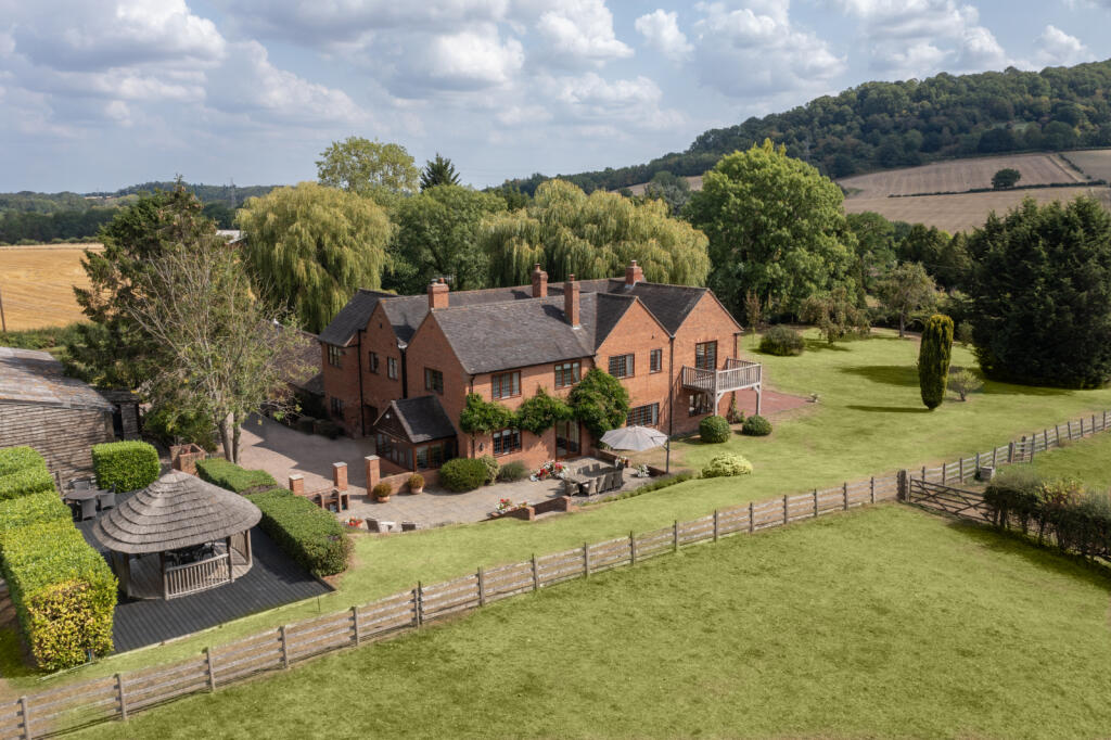 Main image of property: Worcester, Worcestershire