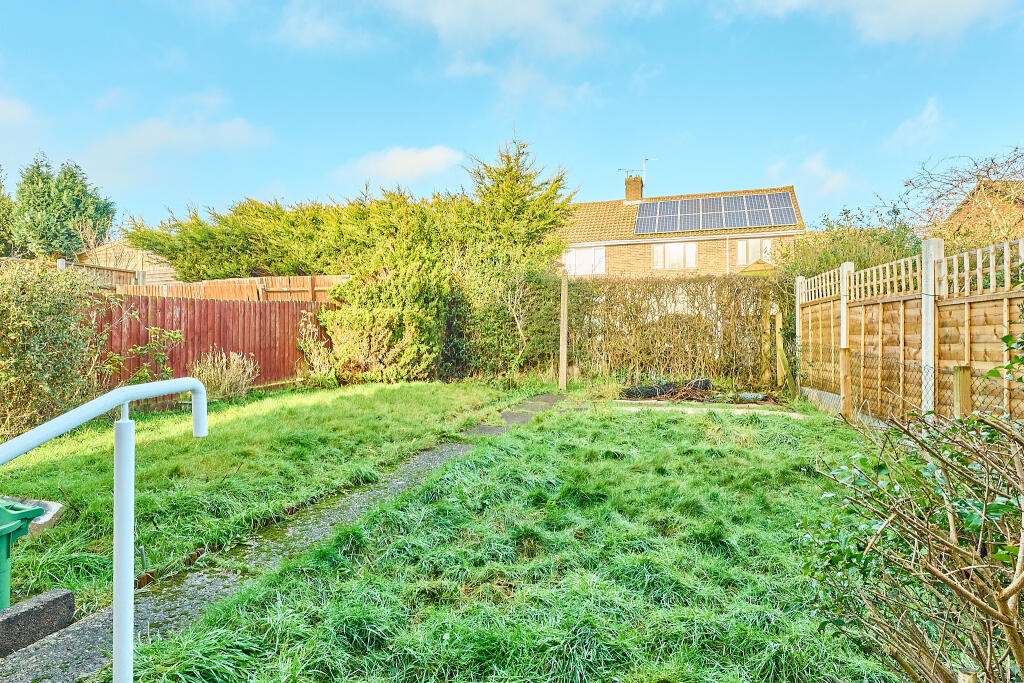 49 Gloucester Avenue, Dawley, Telford, Shropshire TF4 2HX photo 4